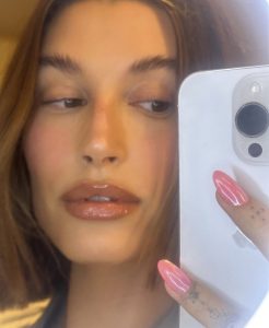 Hailey Bieber Selena Gomez drama
